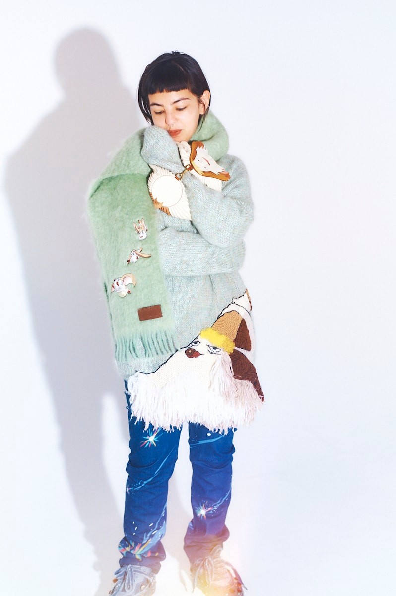 スタジオジブリとの第3弾! ロエベと『ハウルの動く城』コラボレーション - Slide:1