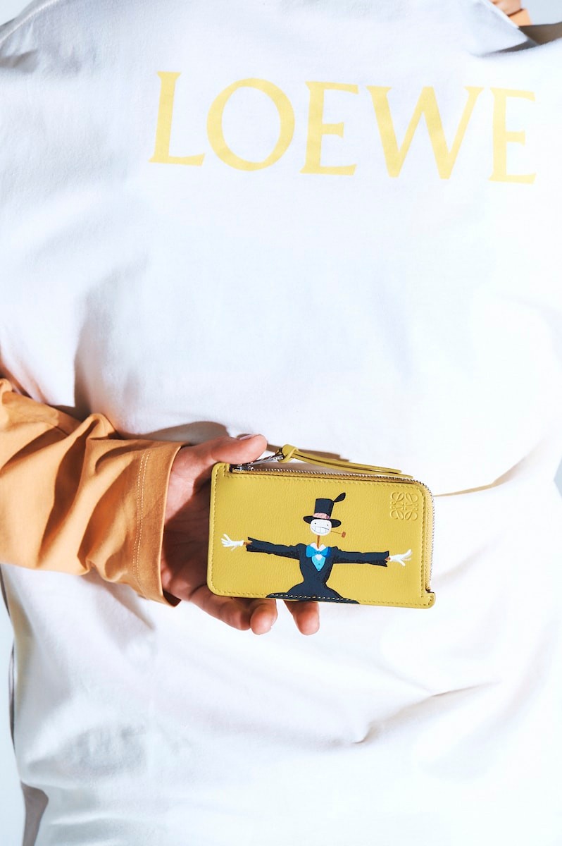 スタジオジブリとの第3弾! ロエベと『ハウルの動く城』コラボレーション - Slide:2