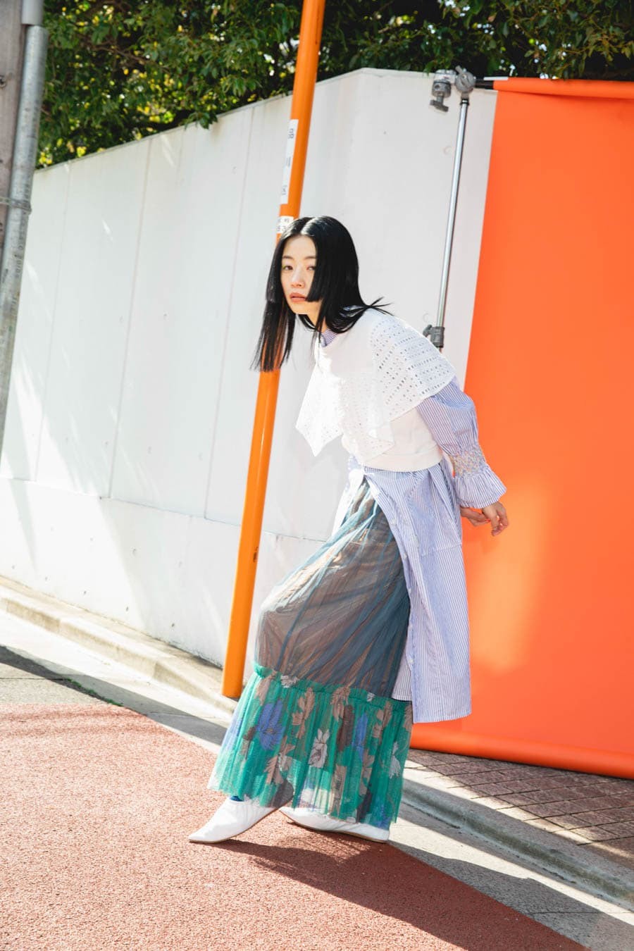 春の空気をまとうように〈Dw2R〉を着て - Slide:1