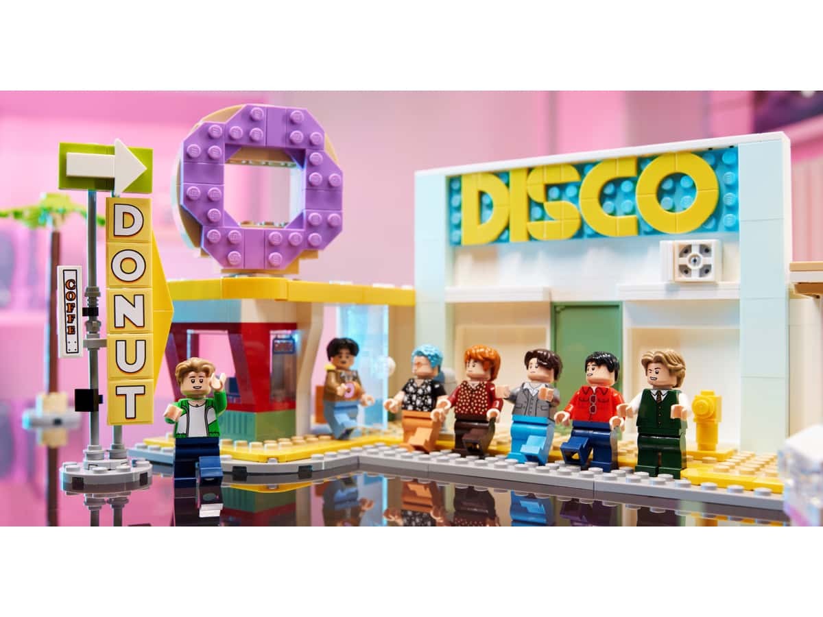 レゴ BTS ライフスタイル1 - Slide:1