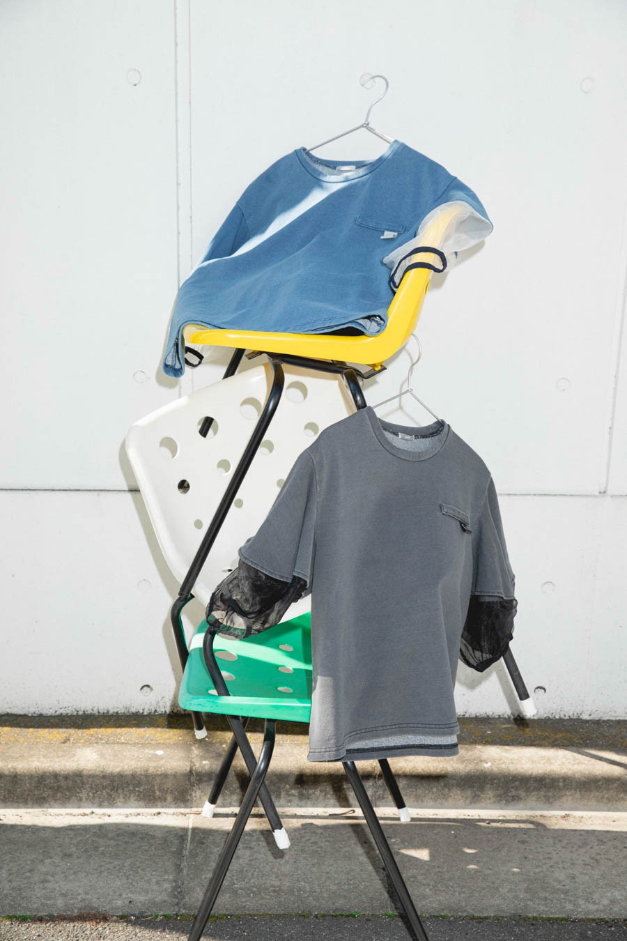 春の空気をまとうように〈Dw2R〉を着て - Slide:1