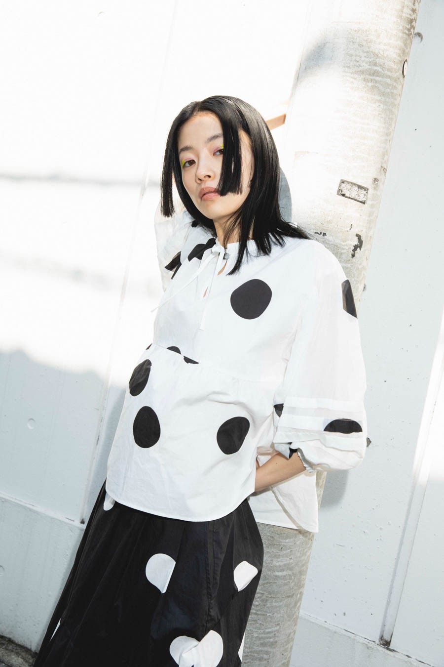 春の空気をまとうように〈Dw2R〉を着て - Slide:2