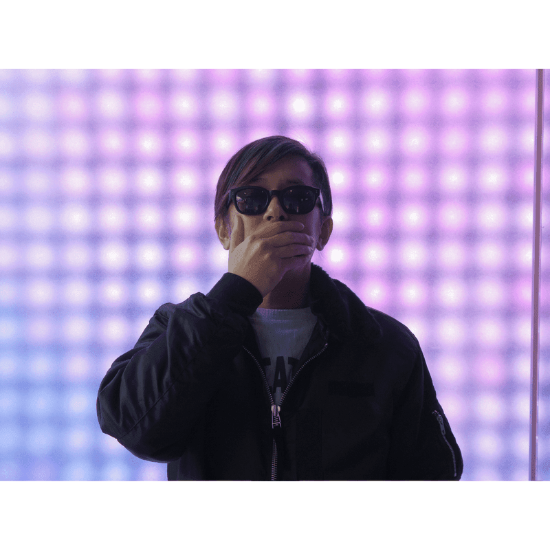 『トラベリング・ウィズアウト・ムービング』出演者 - Slide:8