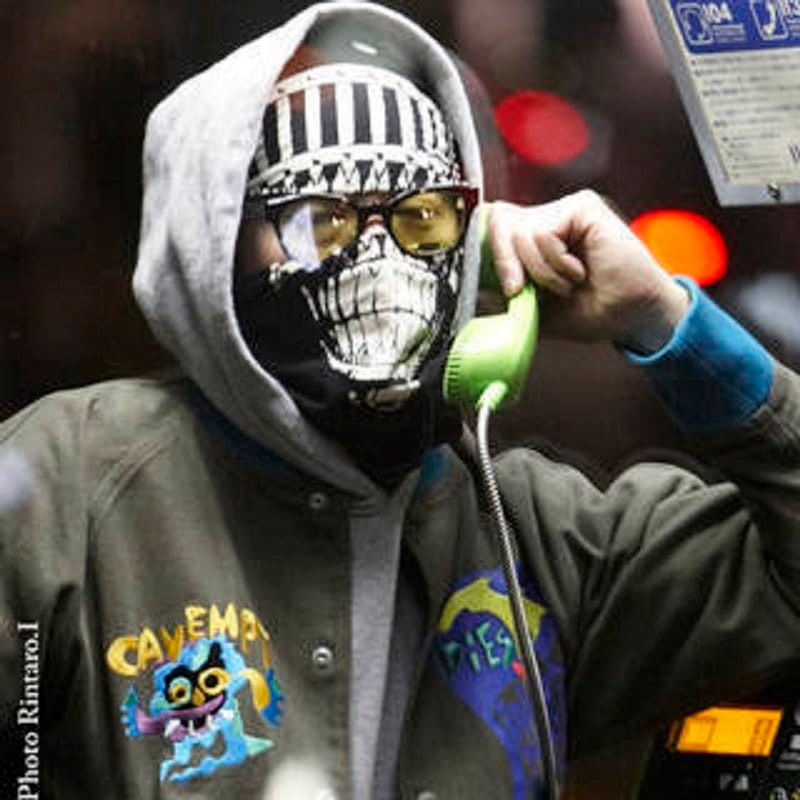 『トラベリング・ウィズアウト・ムービング』出演者 - Slide:3