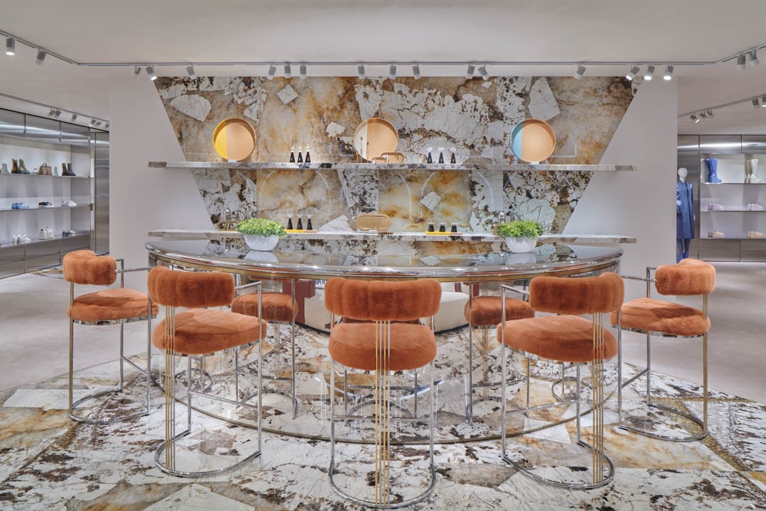 ジュエリーに“自由”をもたらす創業家4代目 デルフィナ・デレトレズ・フェンディにインタビュー - Slide:2