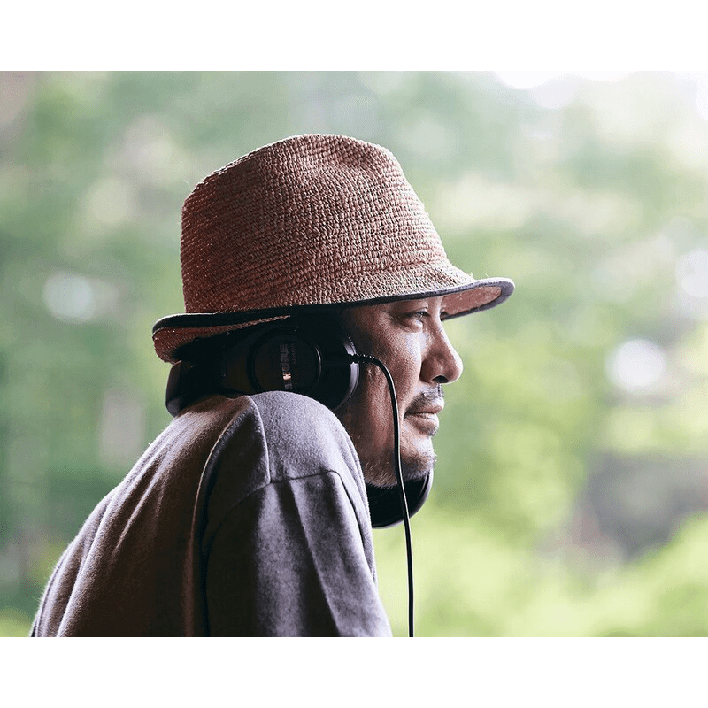 『トラベリング・ウィズアウト・ムービング』出演者 - Slide:10