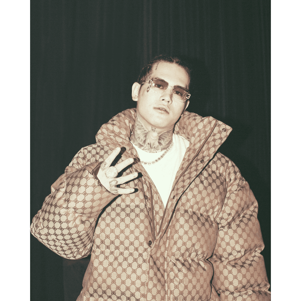 『トラベリング・ウィズアウト・ムービング』出演者 - Slide:23