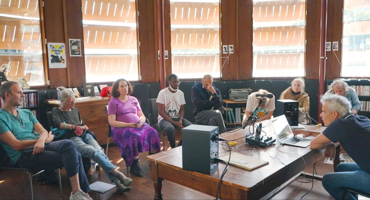 アダマン号に乗って|ニコラ・フィリベール - Slide:5