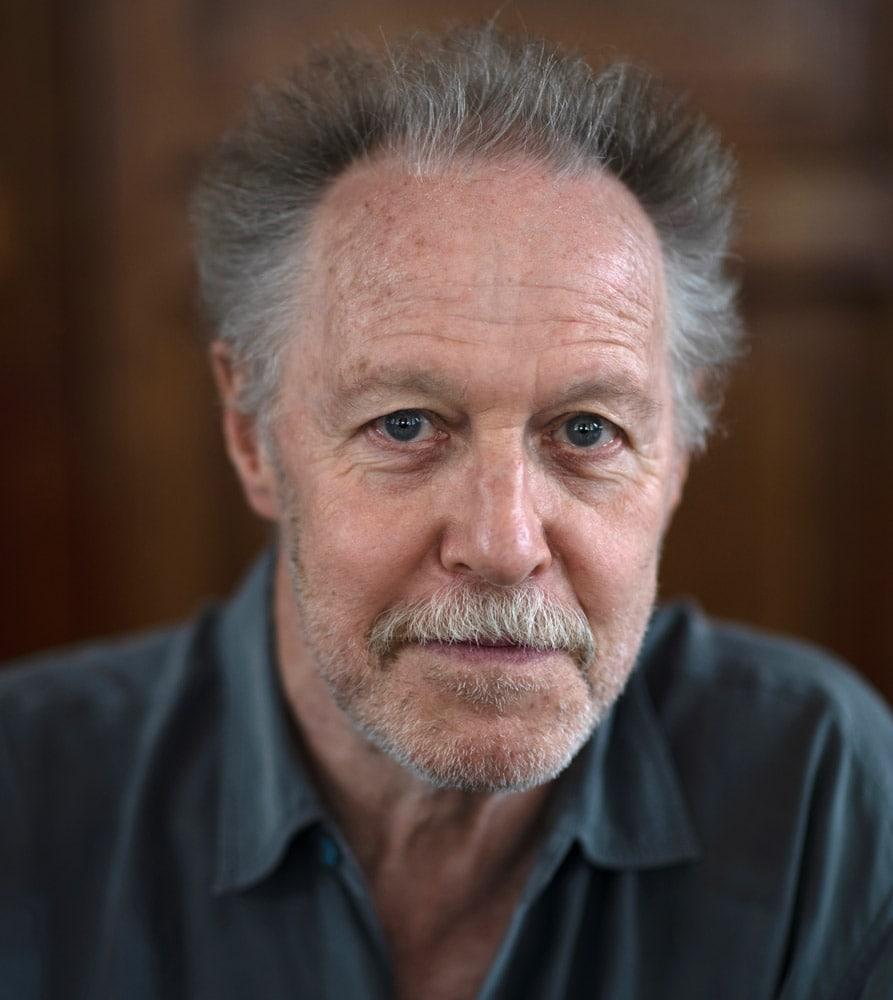 ニコラ・フィリベール監督