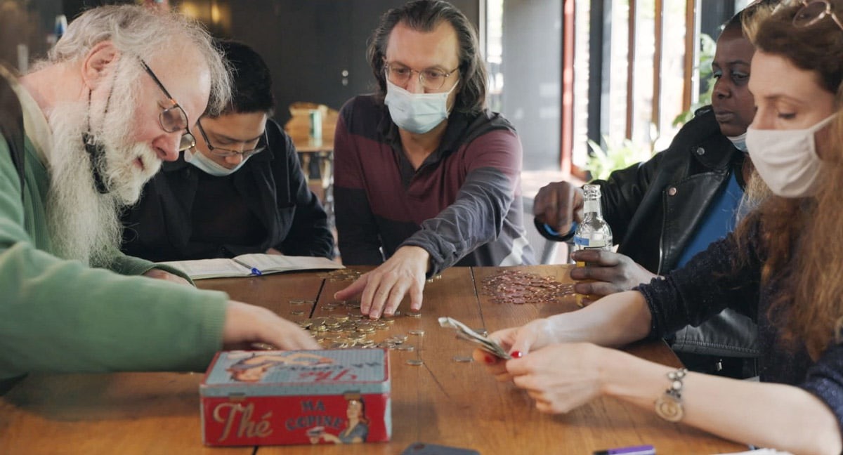 アダマン号に乗って|ニコラ・フィリベール - Slide:4