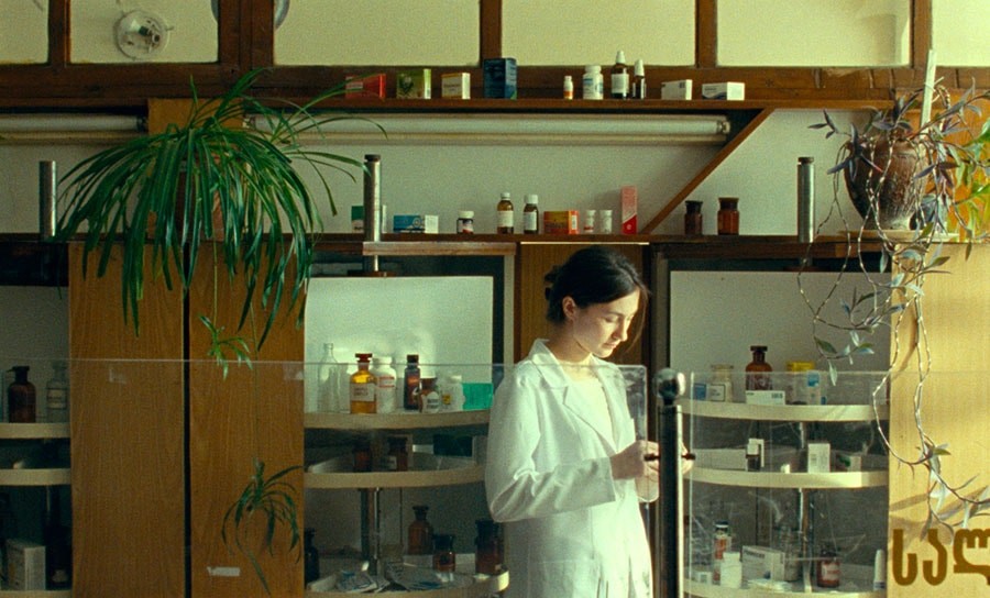 映画『ジョージア、白い橋のカフェで逢いましょう』 アレクサンドレ・コべリゼ 監督 インタビュー - Slide:4