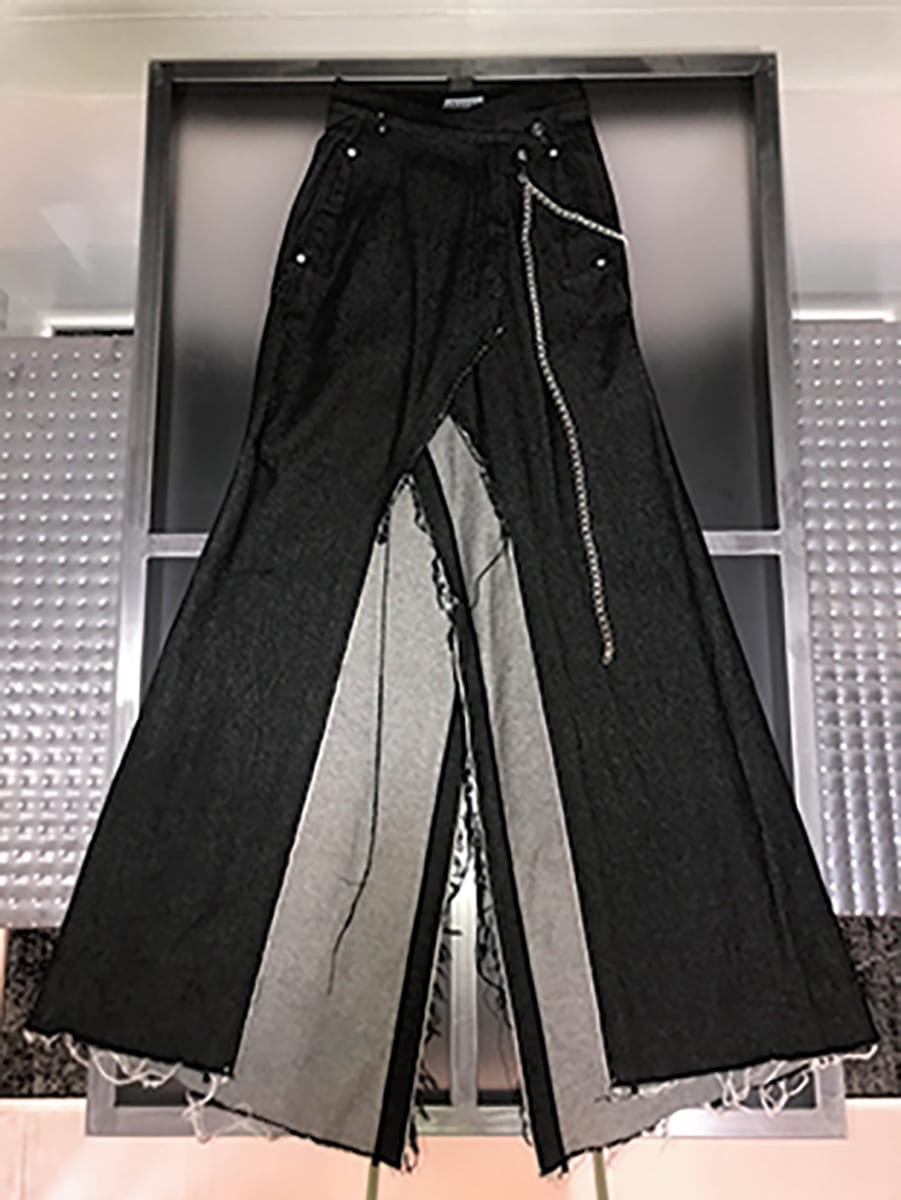 “アウトキャスト”のためのコミュニティ空間「モードの悲劇」 - Slide:1