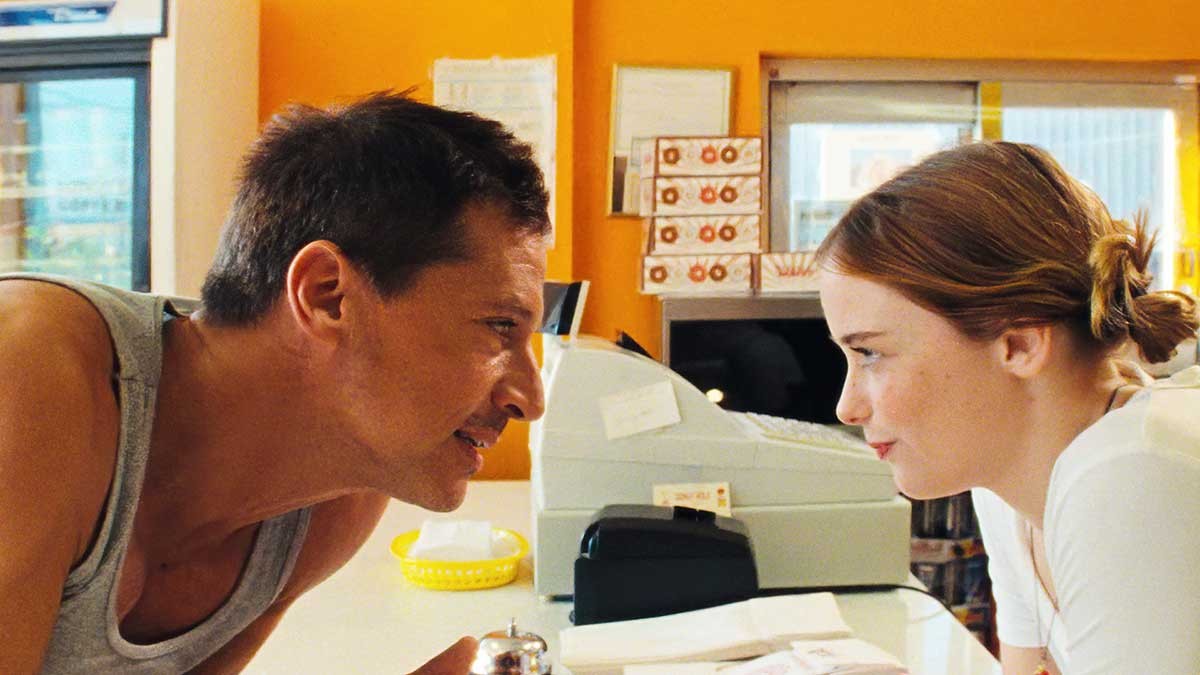 夢が失われた現代アメリカのどん底を鮮やかに映し出す『レッド・ロケット』|G’s FILM REVIEW - Slide:1