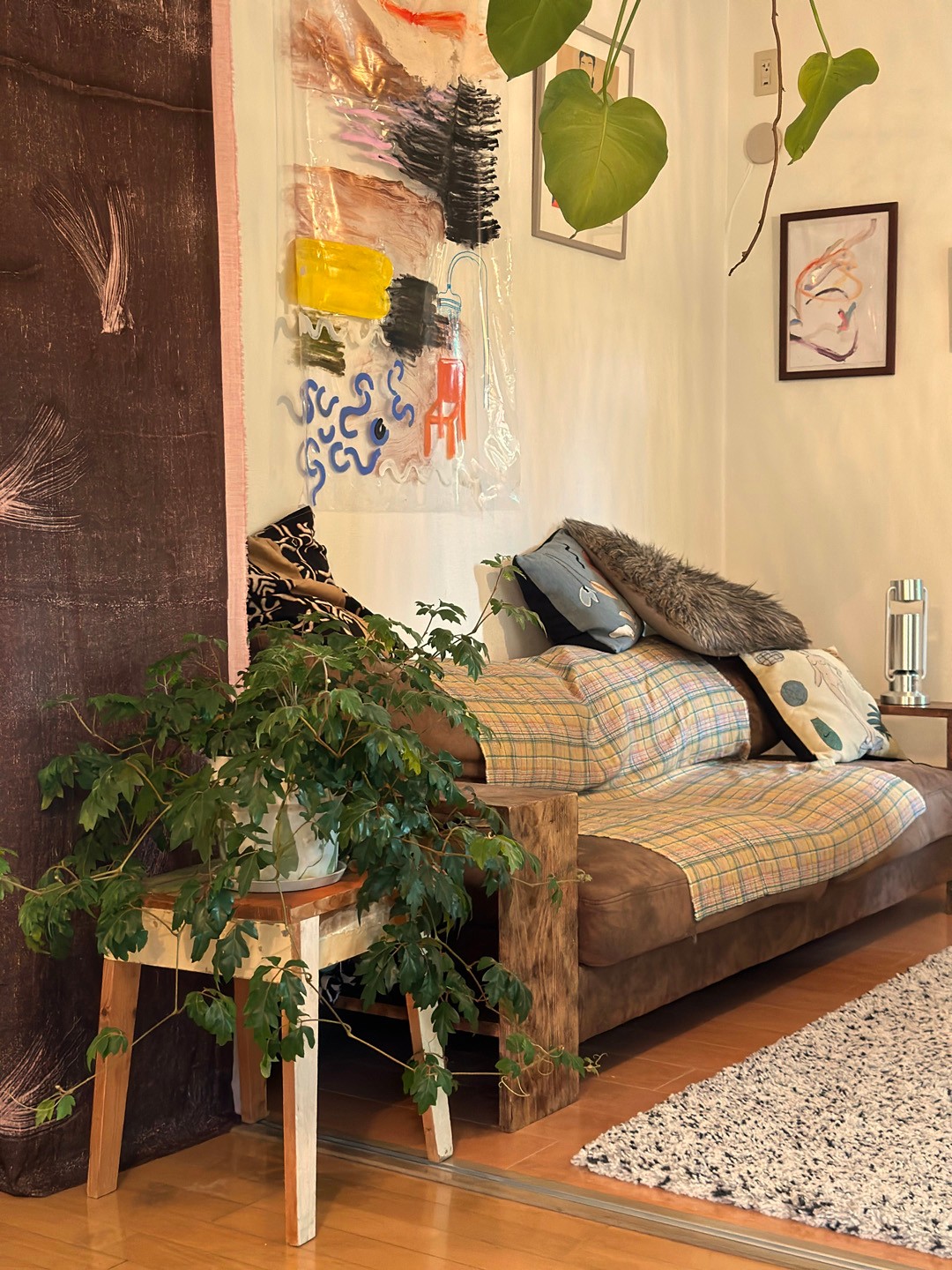 私と部屋 vol.115 感覚的に集めたインテリアで彩る - Slide:2