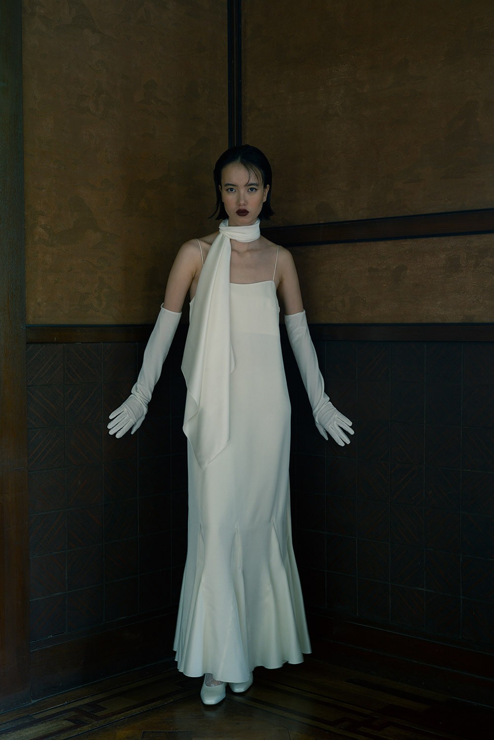 ウェディング, サボラミ - Slide:1