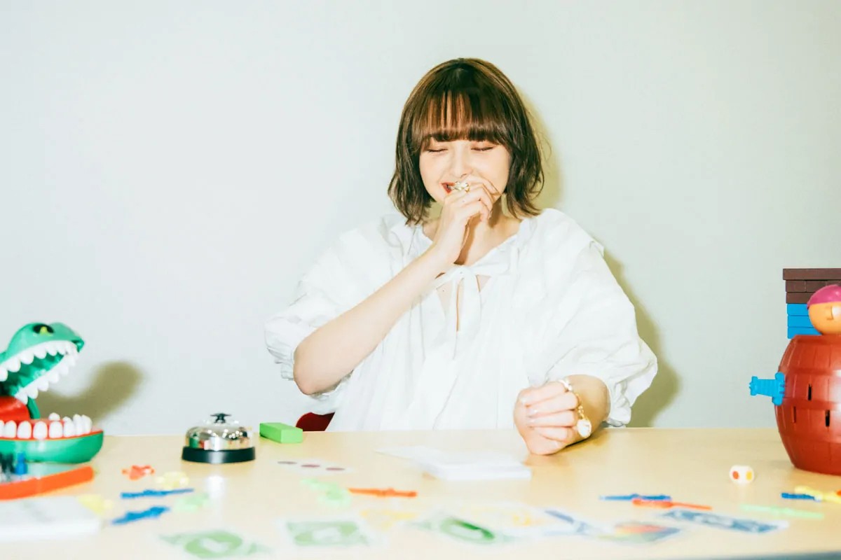 玉城ティナがゲーム勝負でいつもと違う顔!