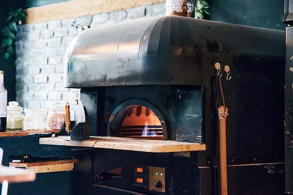 秘密基地めいた雰囲気も素敵。下北沢と新御徒町の新カフェ 黒白カフェが増えていた④ felice domani shimokitazawa - Slide:3
