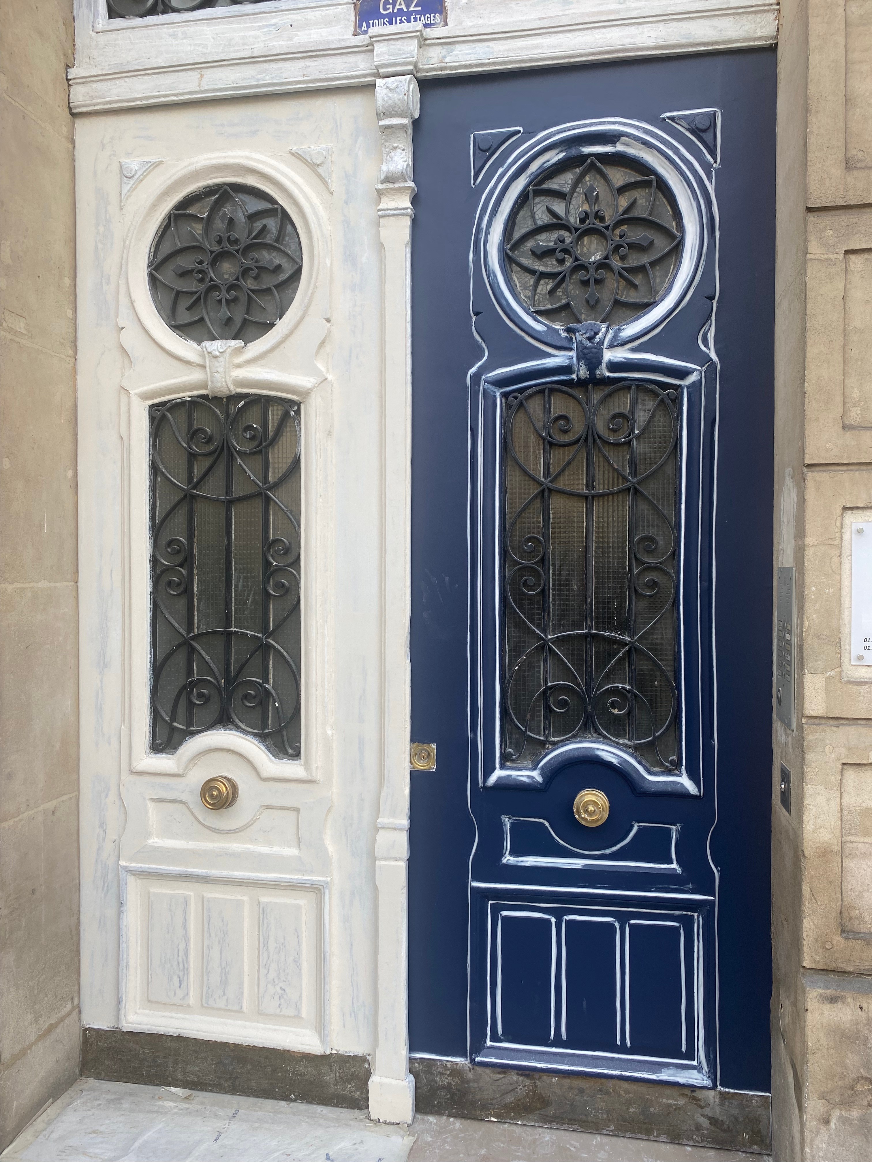 Day 1 and Day 2 / Arriving in Paris - Slide:4