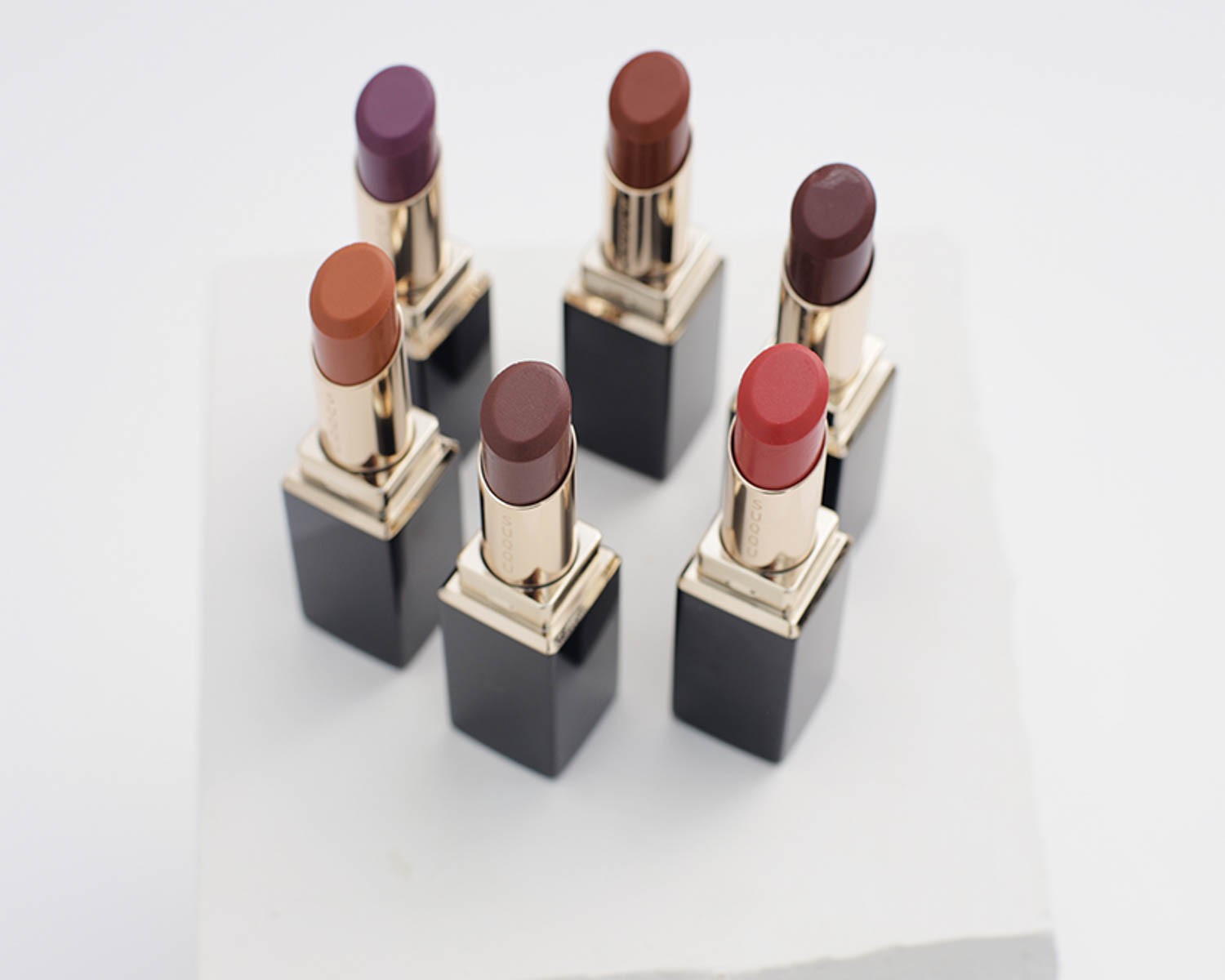 〈SUQQU〉の新作でむっちりセンシュアルな唇にetc.