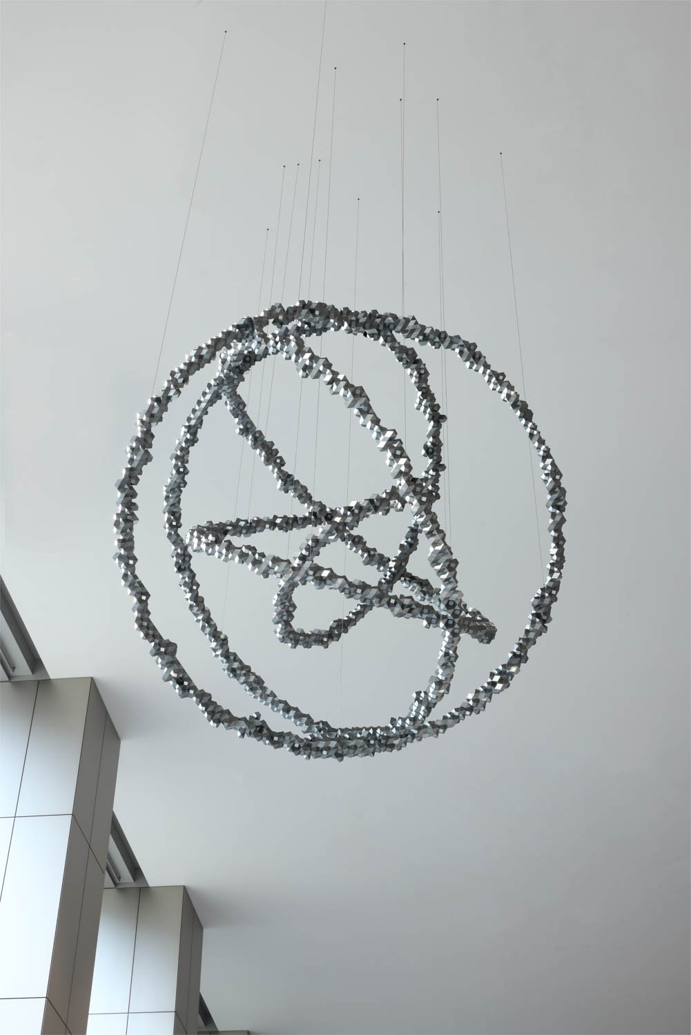 麻布台ヒルズ開館記念『オラファー・エリアソン展: 相互に繋がりあう瞬間が協和する周期』 - Slide:2