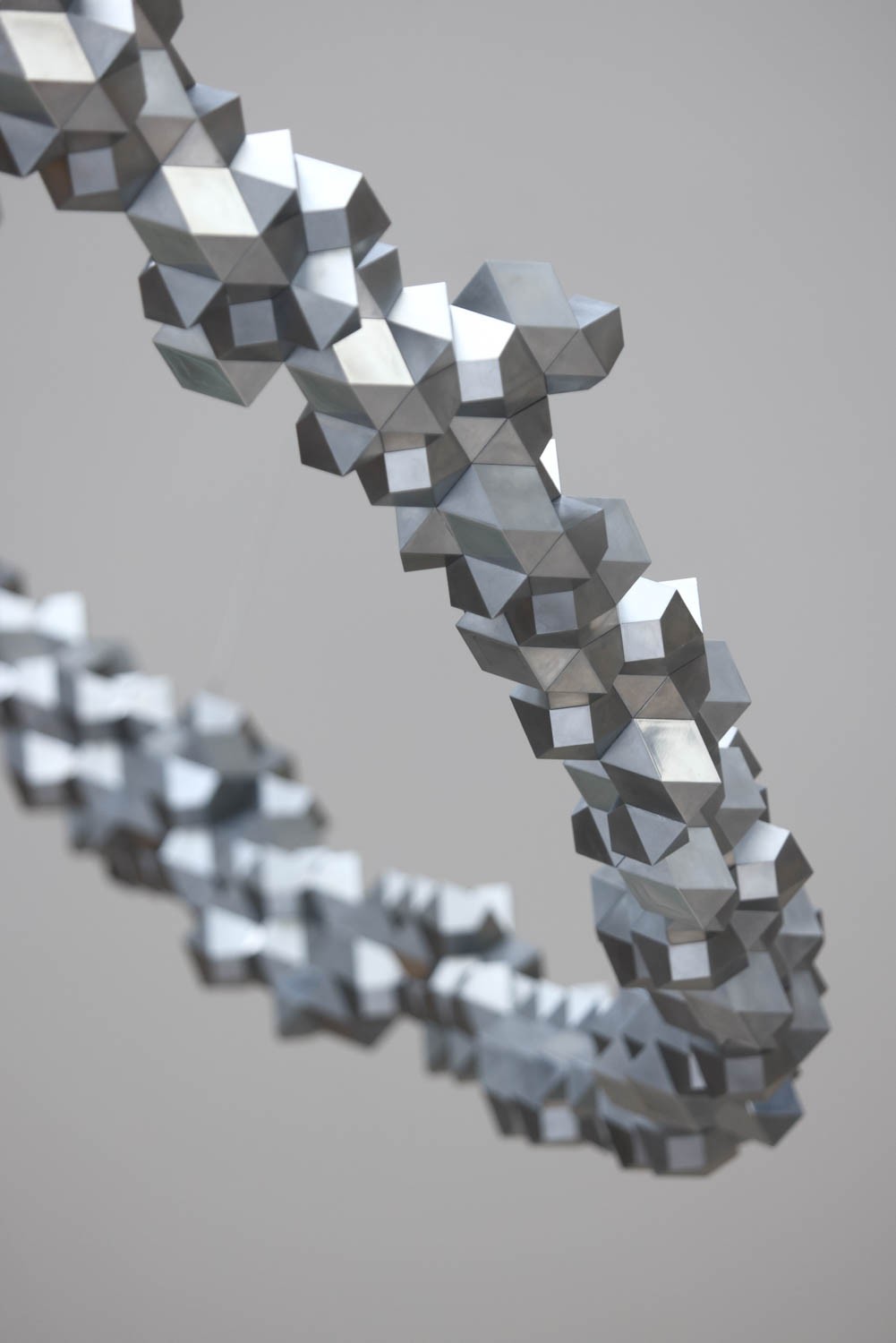 麻布台ヒルズ開館記念『オラファー・エリアソン展: 相互に繋がりあう瞬間が協和する周期』 - Slide:3