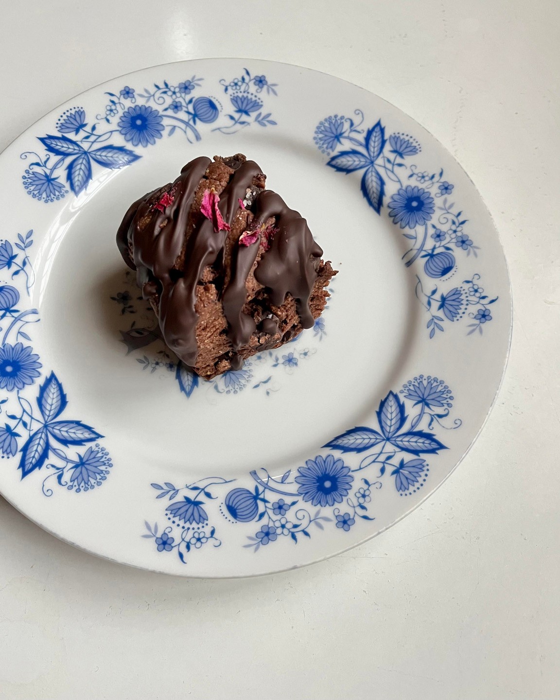 お菓子づくりのプロ直伝!大人のスイーツレシピ - Slide:1