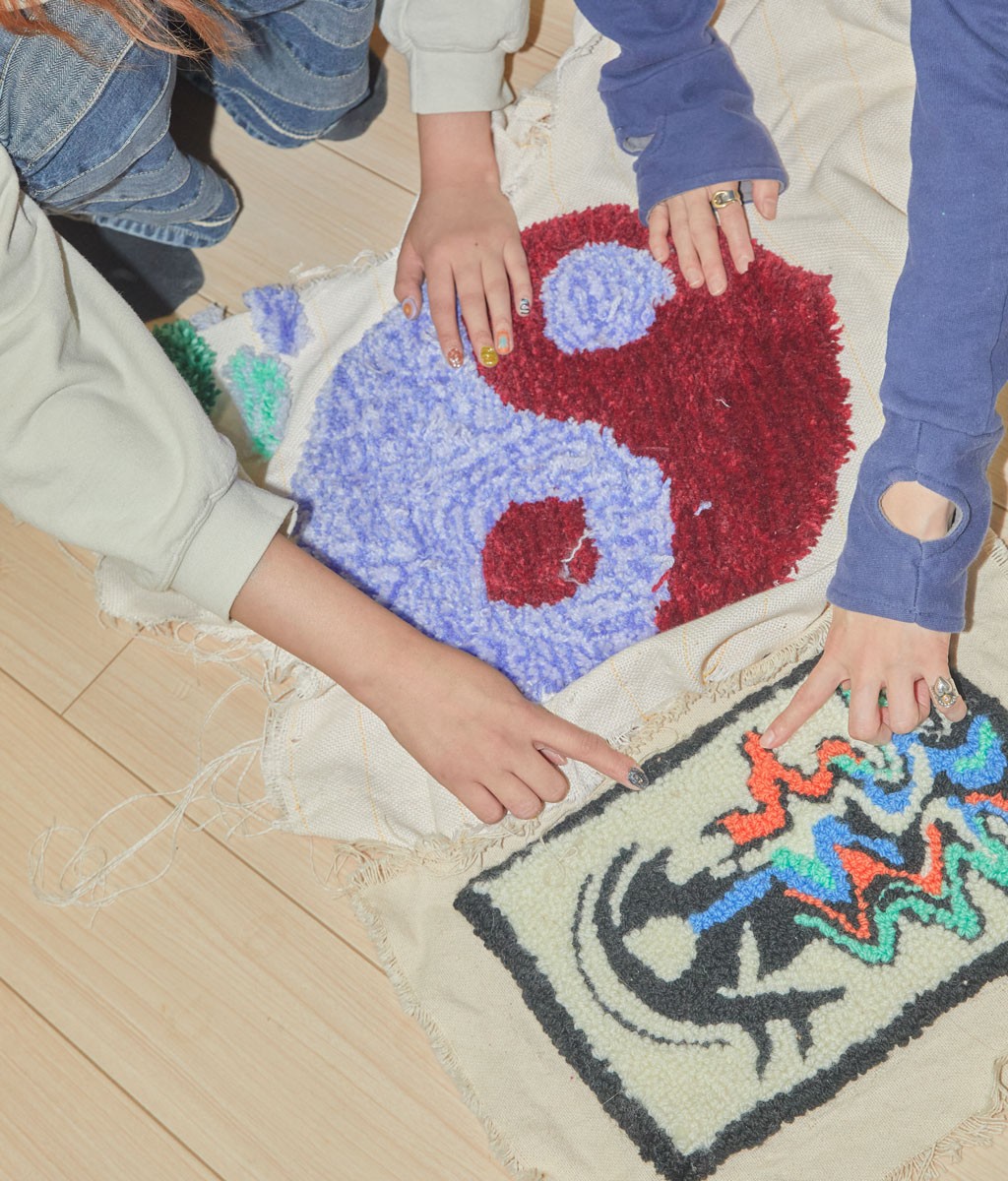 伊藤万理華「誰かのホーム・スイート・ホーム」 - Slide:1