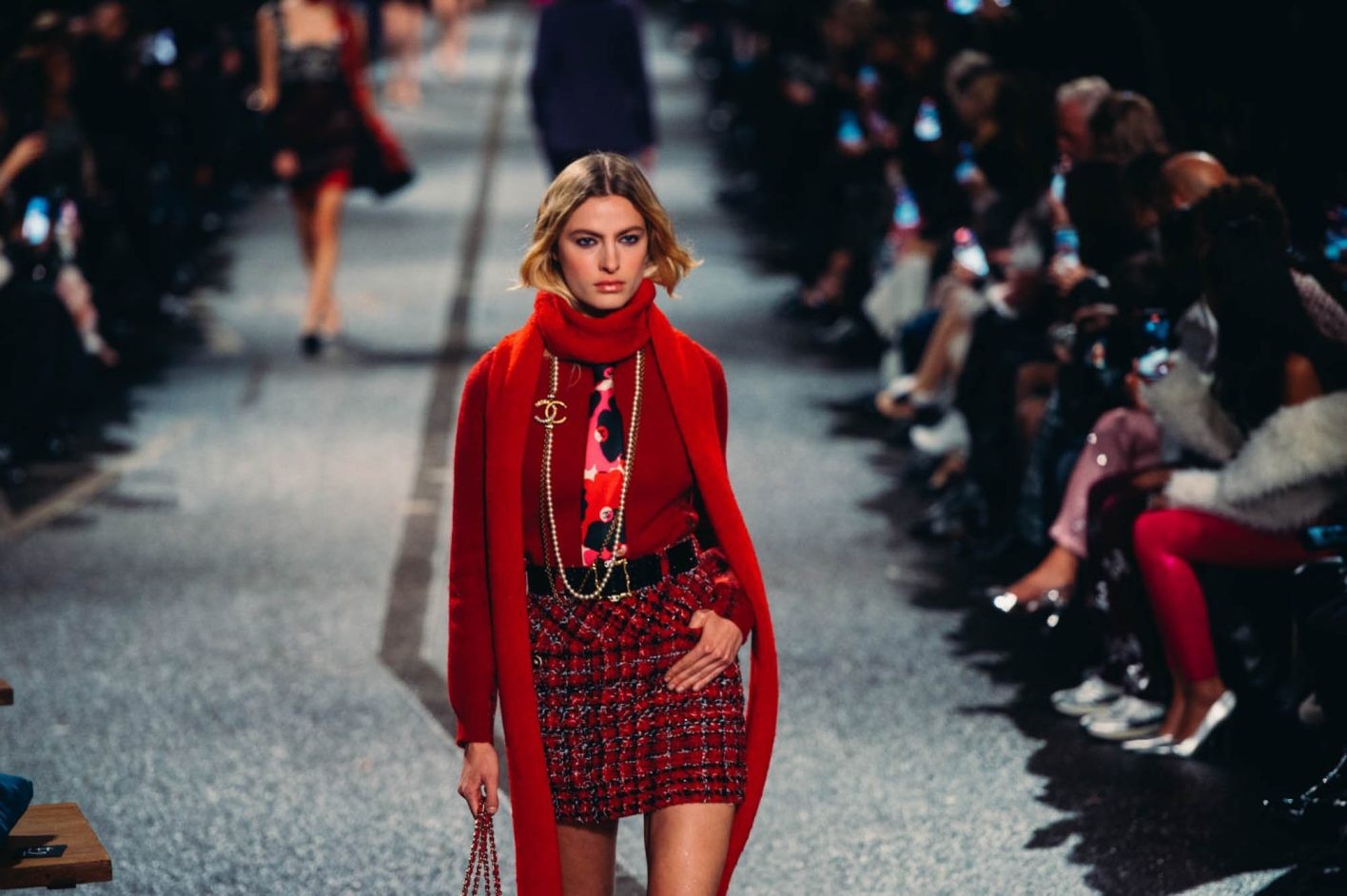 〈シャネル〉安藤桃子と安藤サクラ 姉妹の感性が響く映像クリエイション - Slide:6