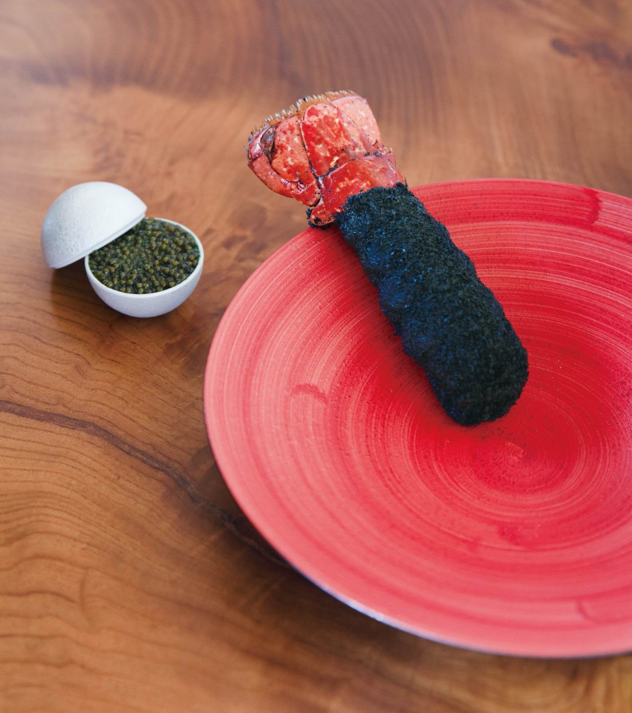 銀座のど真ん中に隠された空間でアートのような料理を堪能 - Slide:3