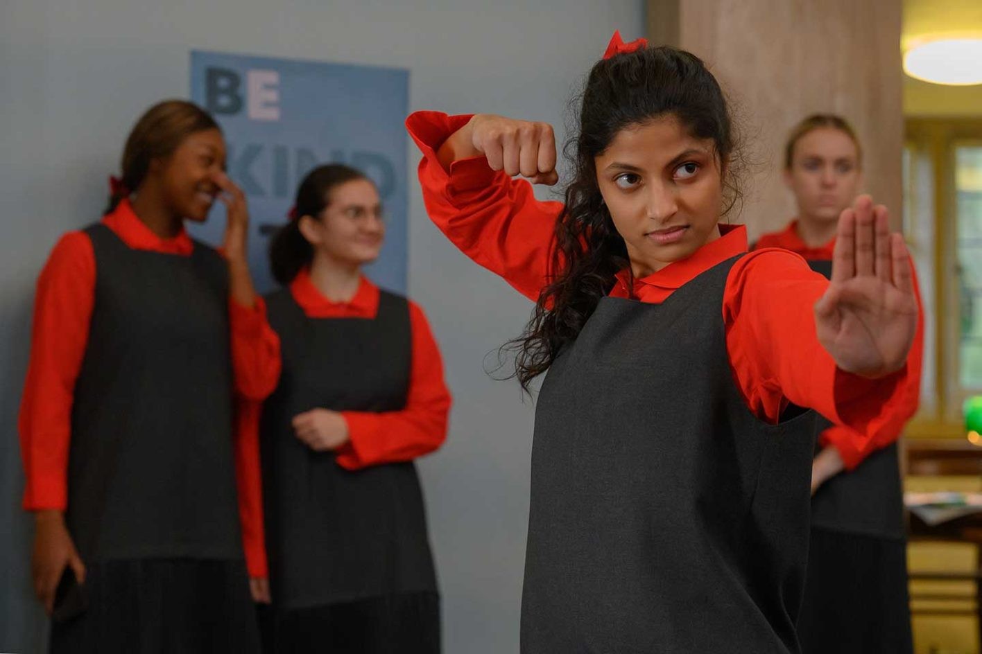 『ポライト・ソサエティ』, プリヤ・カンサラ, インタビュー - Slide:8