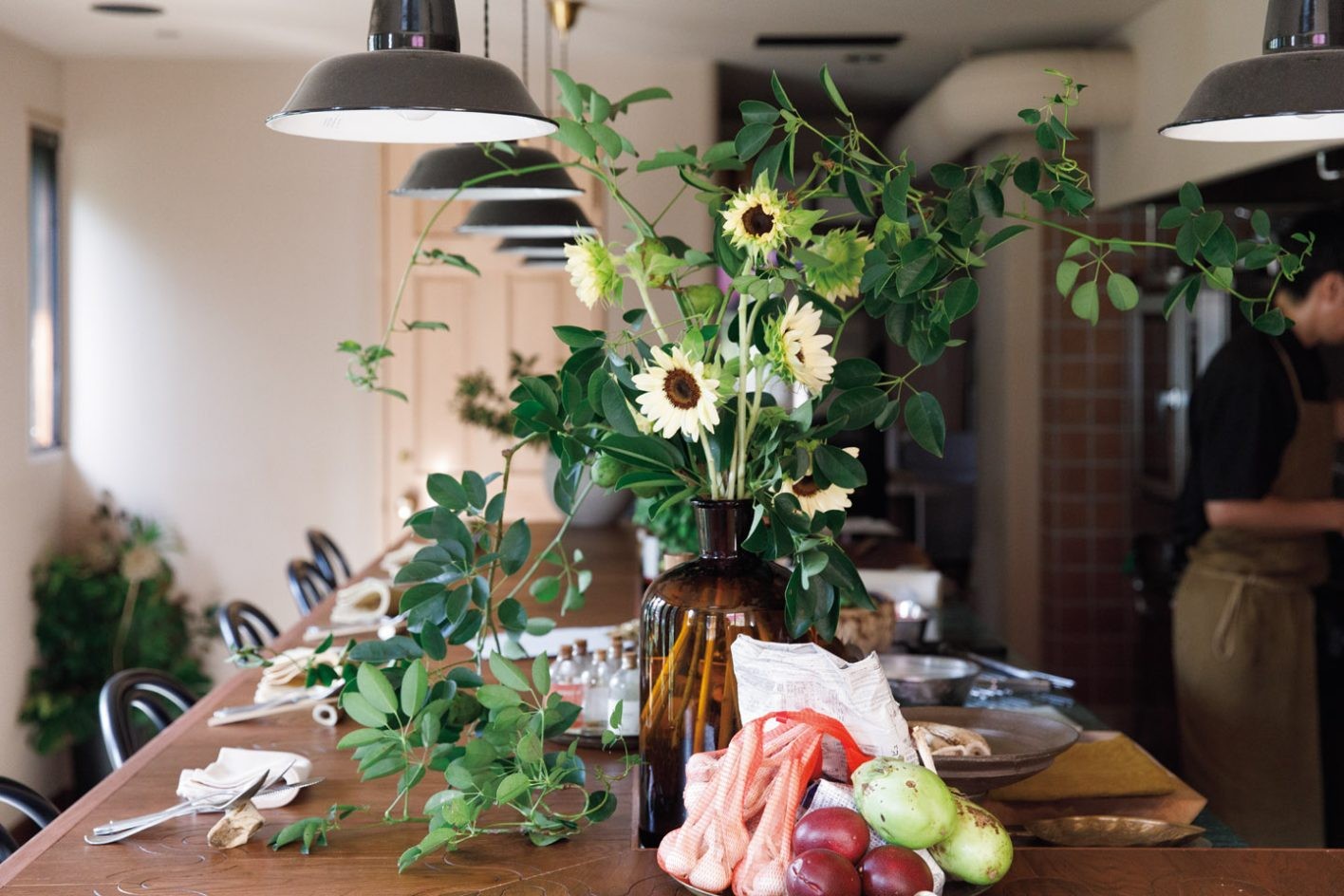 緑があふれる都心のレストランに。ここでしか味わえない野菜がある - Slide:2