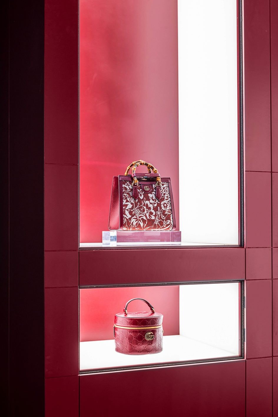 〈グッチ〉日本上陸60周年記念展『GUCCI COSMOS』 - Slide:1