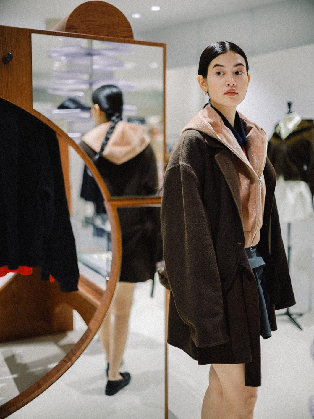 アティセッション, ATTISESSION - Slide:1