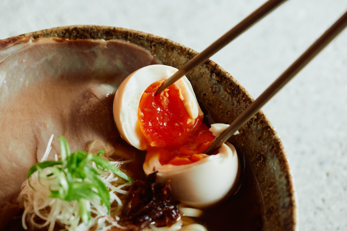 沖縄そば EIBUN たまご - Slide:3