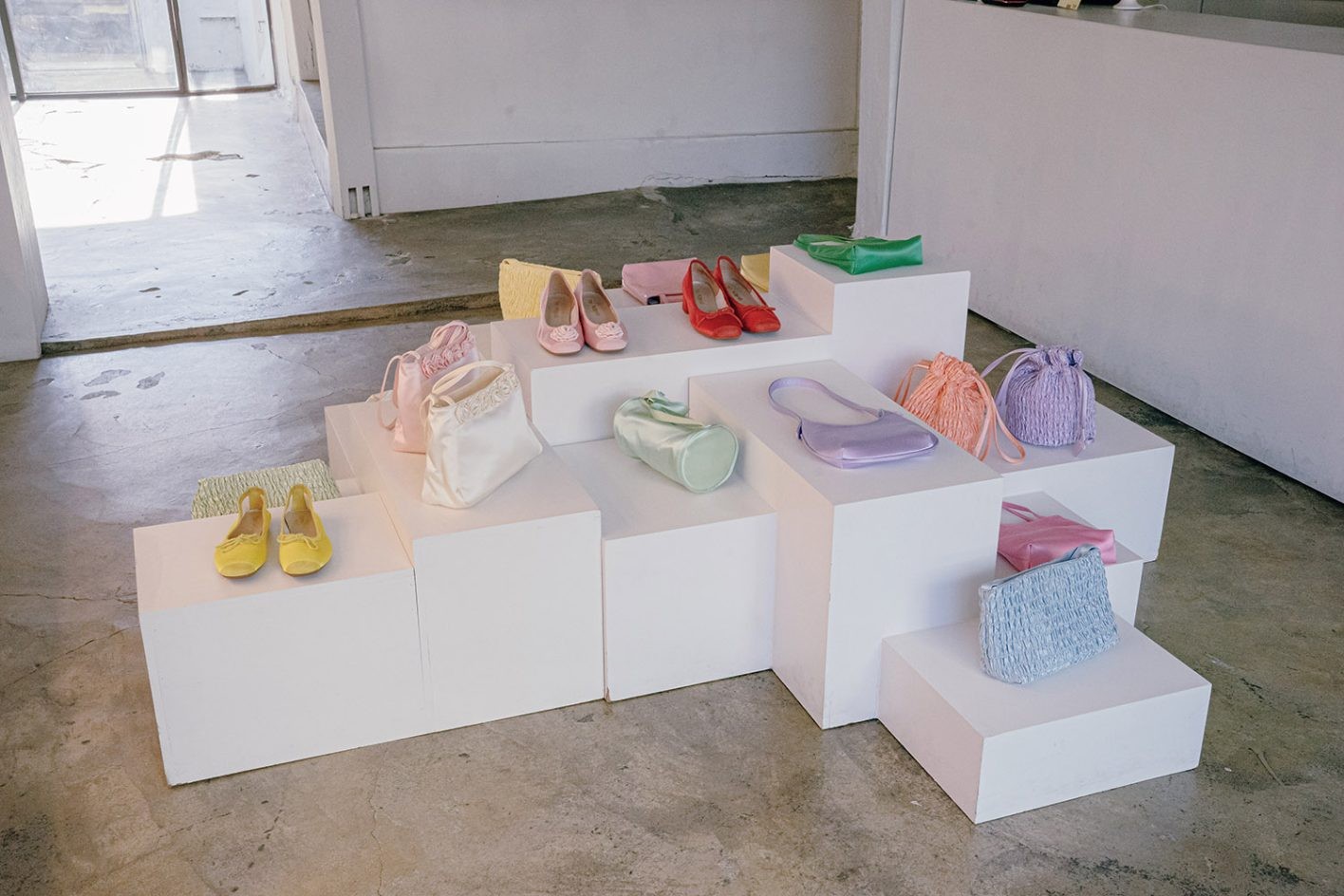 ソウルとロンドンのみ!〈ハイ〉のオフラインショップ home of hai @西村 - Slide:4