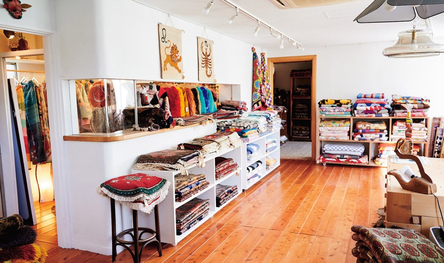 アンティークにデッドストック 好みが見つかるラグ専門店 - Slide:1