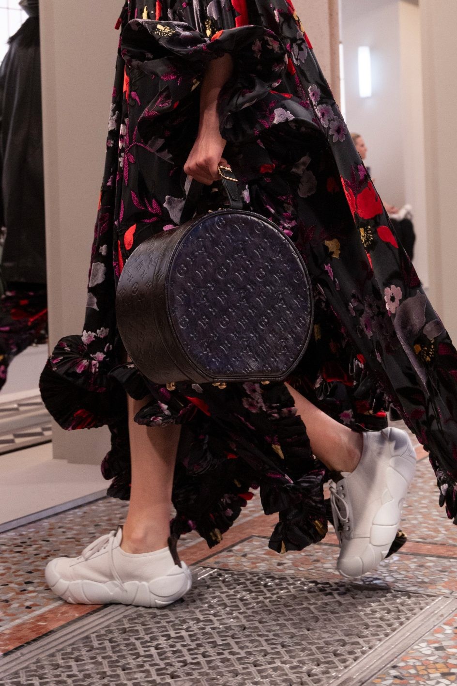 ルイヴィトン - Slide:5