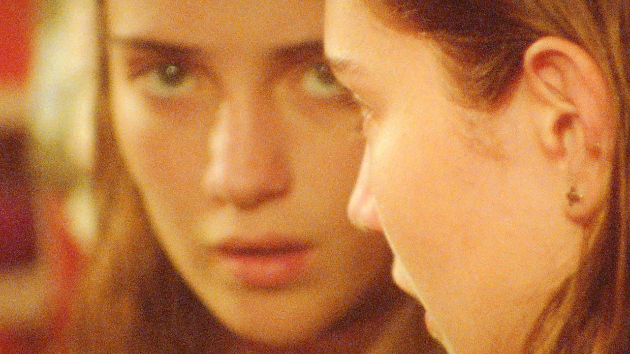 『スイート・イースト 不思議の国のリリアン』, ショーン・プライス・ウィリアムズ監督 - Slide:1