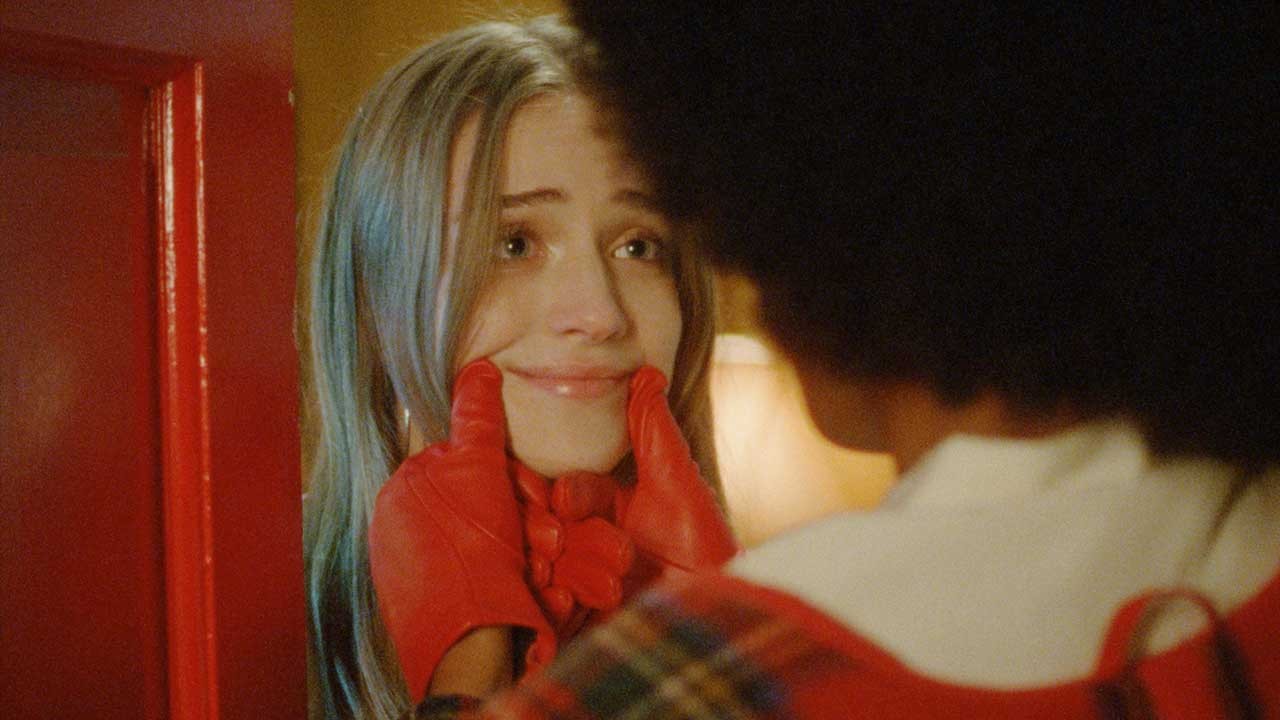 『スイート・イースト 不思議の国のリリアン』, ショーン・プライス・ウィリアムズ監督 - Slide:2