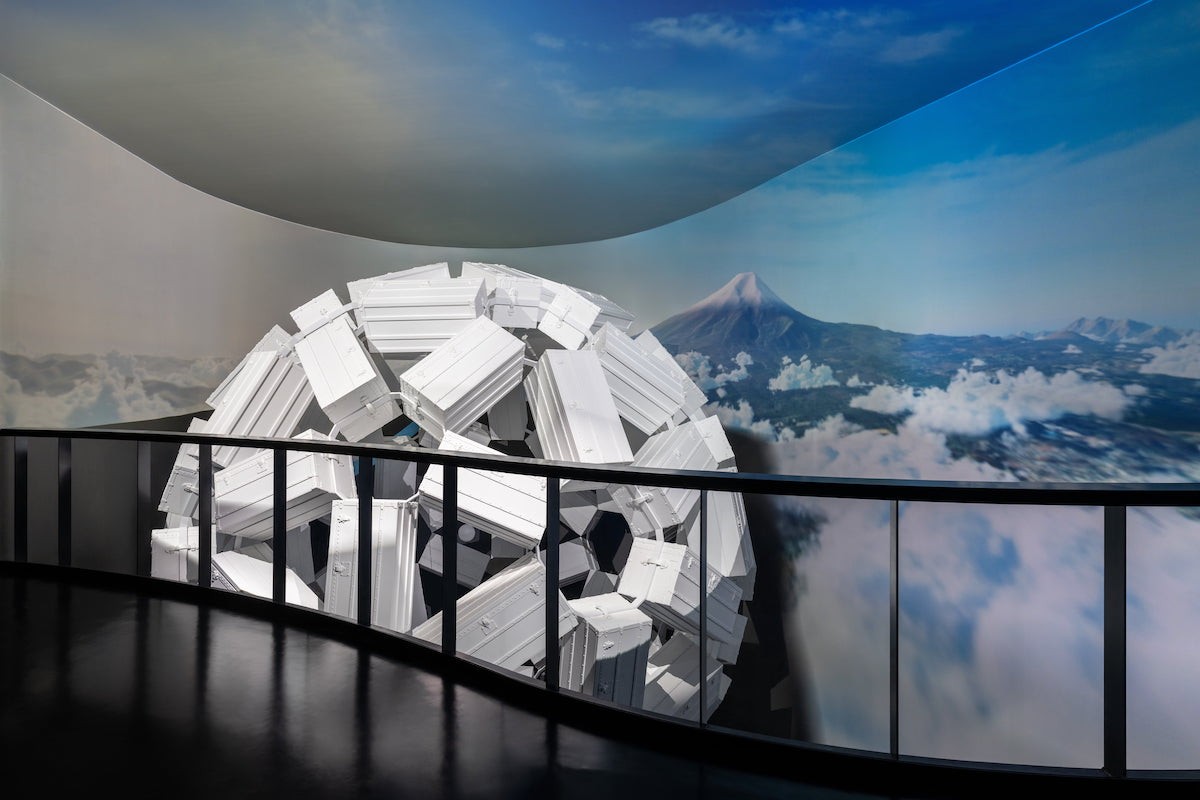 大阪万博 ルイ・ヴィトン 真鍋