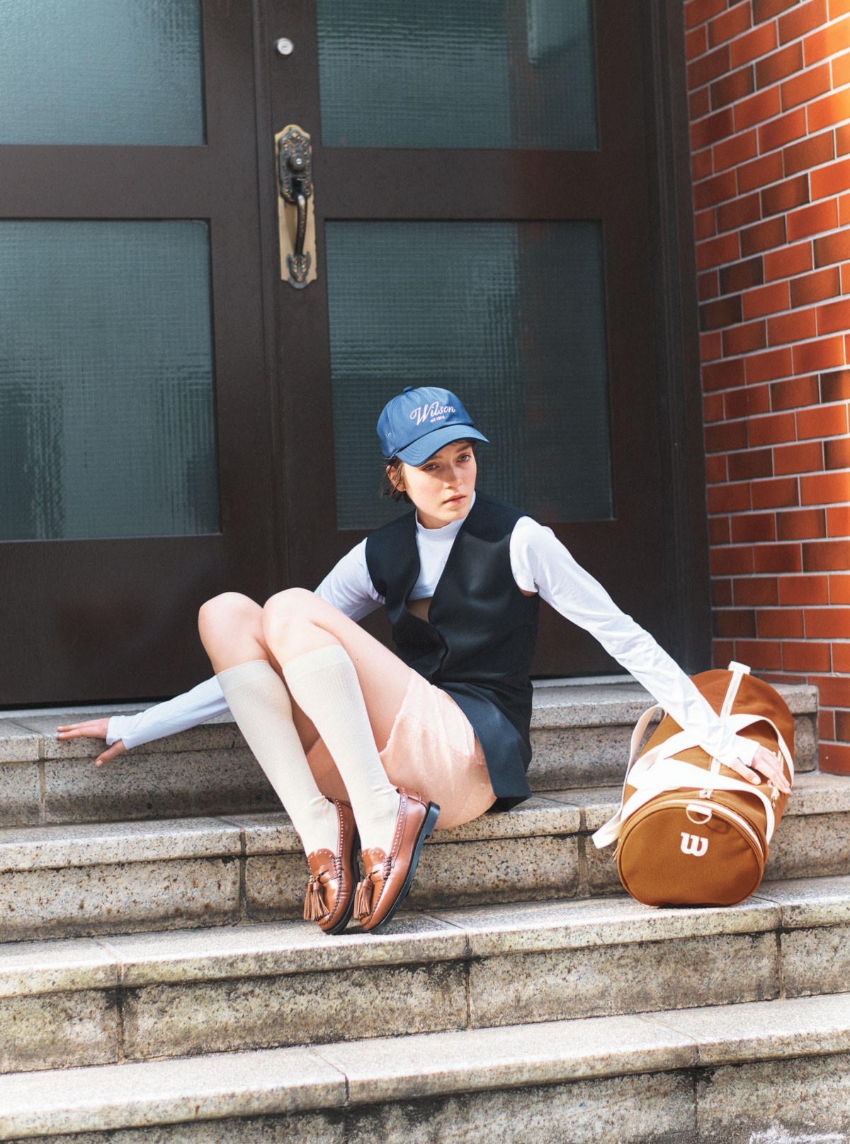 スポーツMIXの新方程式:ゴルフシャツ×ジャカードドレス