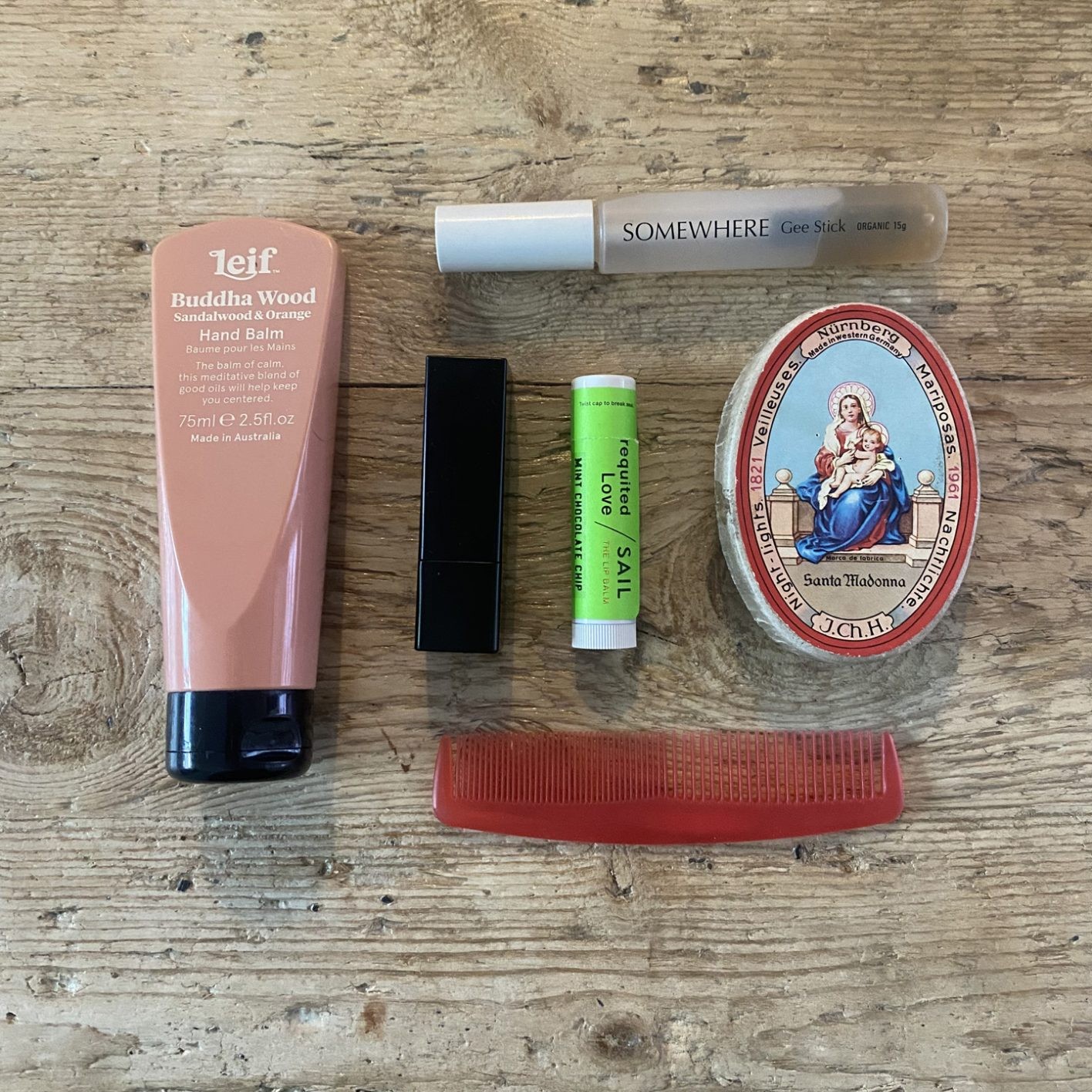 きれいな人のポーチの中身 vol.186 - Slide:1