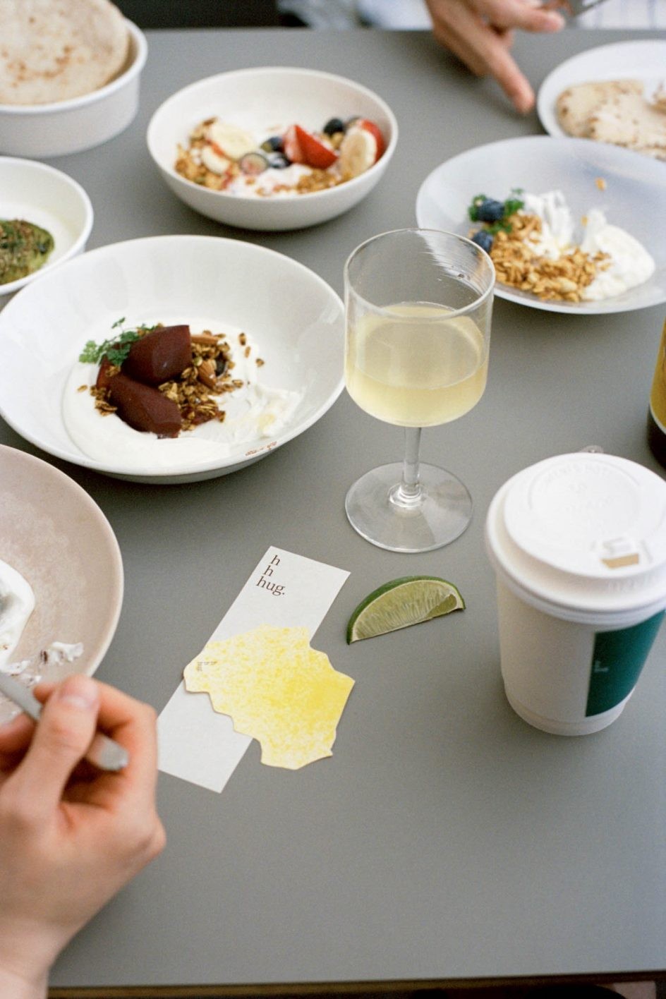 グリークヨーグルト専門店「hug.」が代官山にオープン - Slide:3