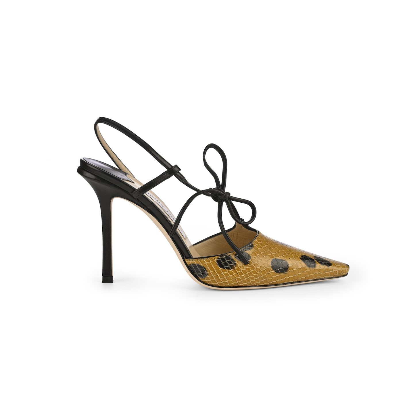 〈ジミー チュウ〉の名作シューズが大集合! - Slide:5