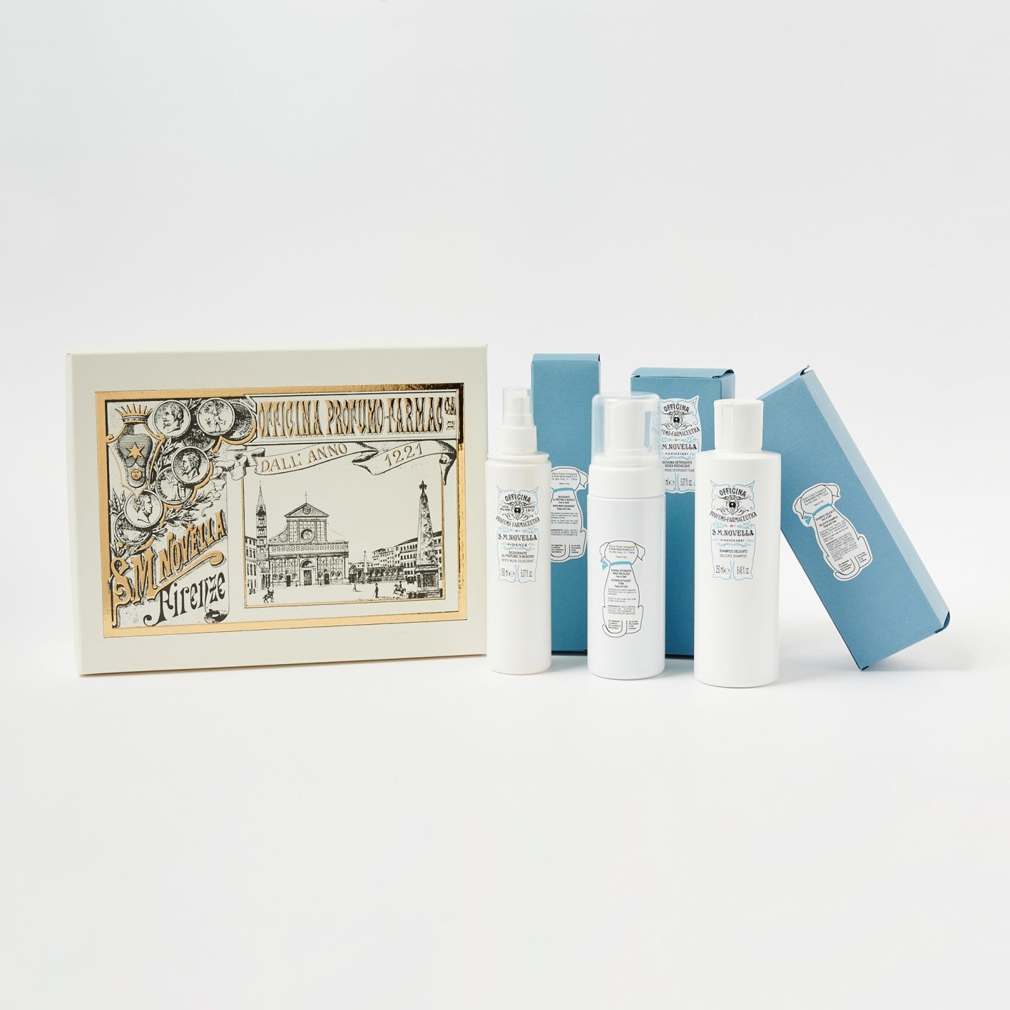 ペットケアセット ¥15,400(サンタ・マリア・ノヴェッラ | サンタ・マリア・ノヴェッラ・ジャパン)03-6384-5188