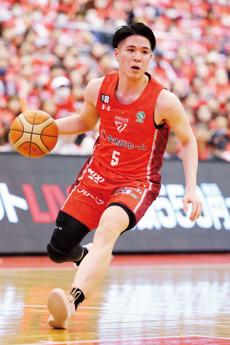 絶賛大盛り上がり中のBリーグ。西村さんが応援するのは、千葉ジェッツふなばしに所属する18歳のルーキー瀬川琉久。「僕はスキルフルな選手が好き。彼もそうで、エンタメらしい非日常世界を見せてくれる」 写真_西村尚己/アフロスポーツ