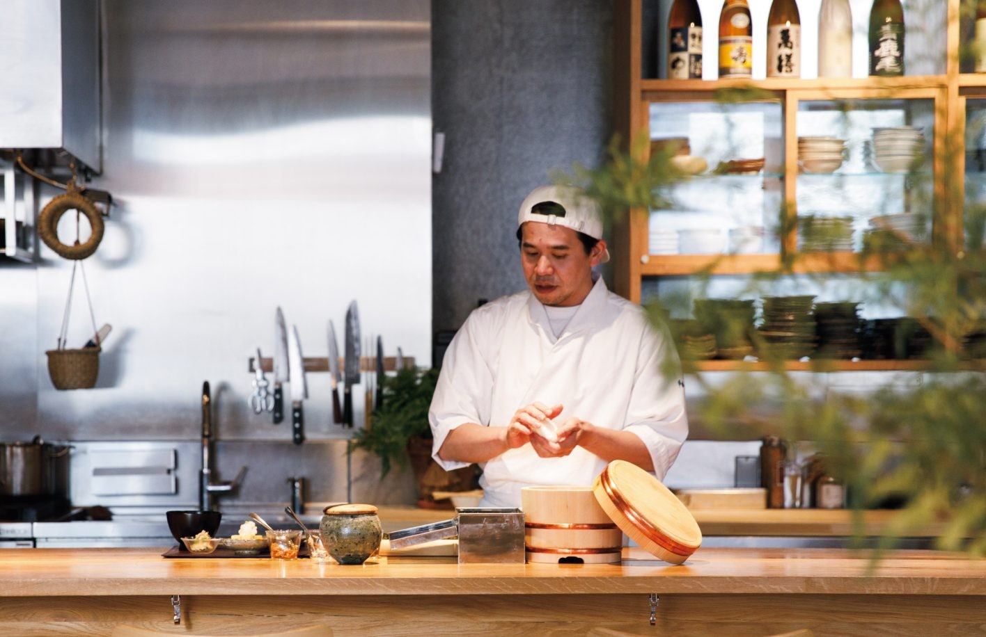 人と自然の恵がめぐりあう、これぞ令和の「日本の酒場」 - Slide:4