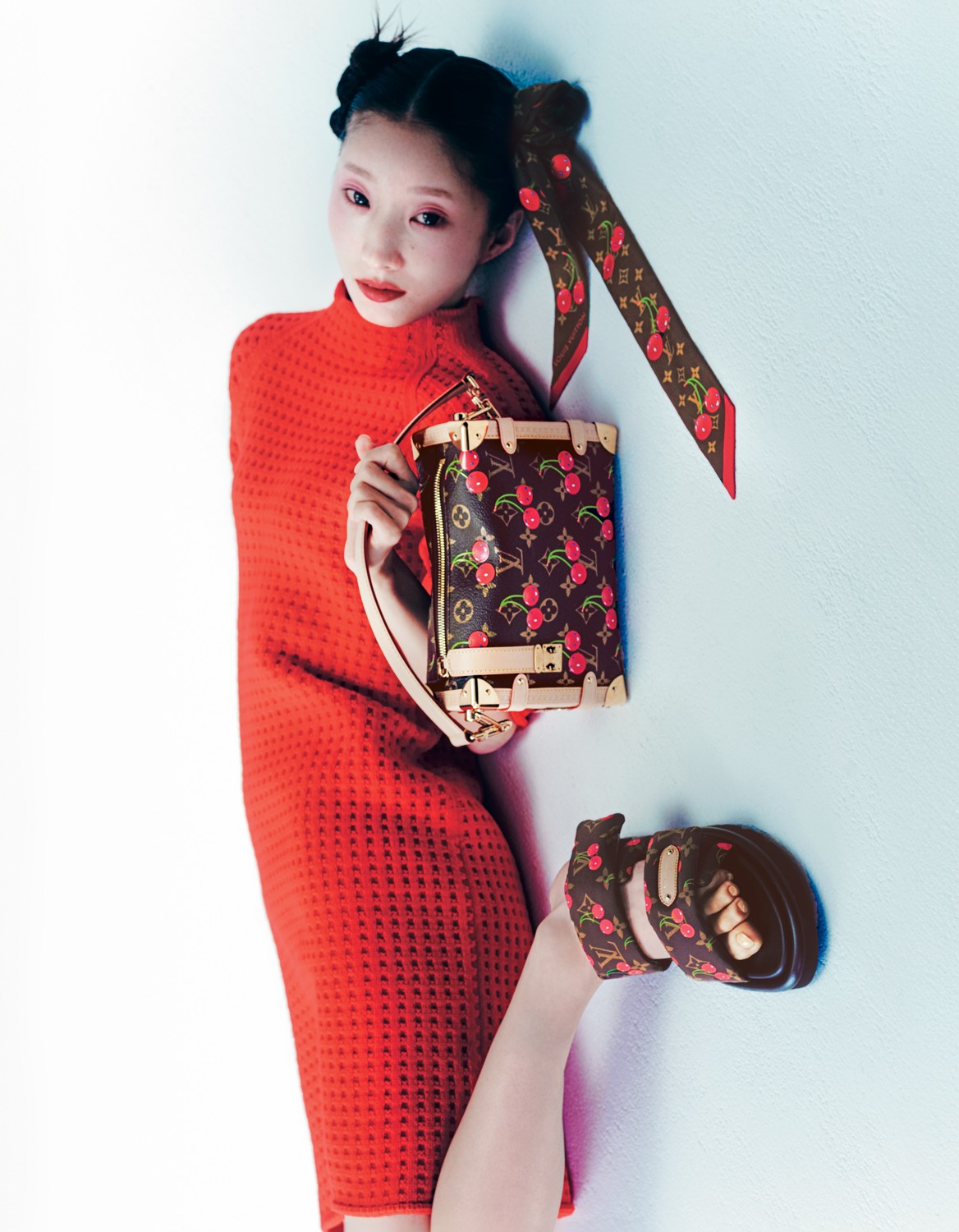 飯島望未とルイ・ヴィトンのバッグ