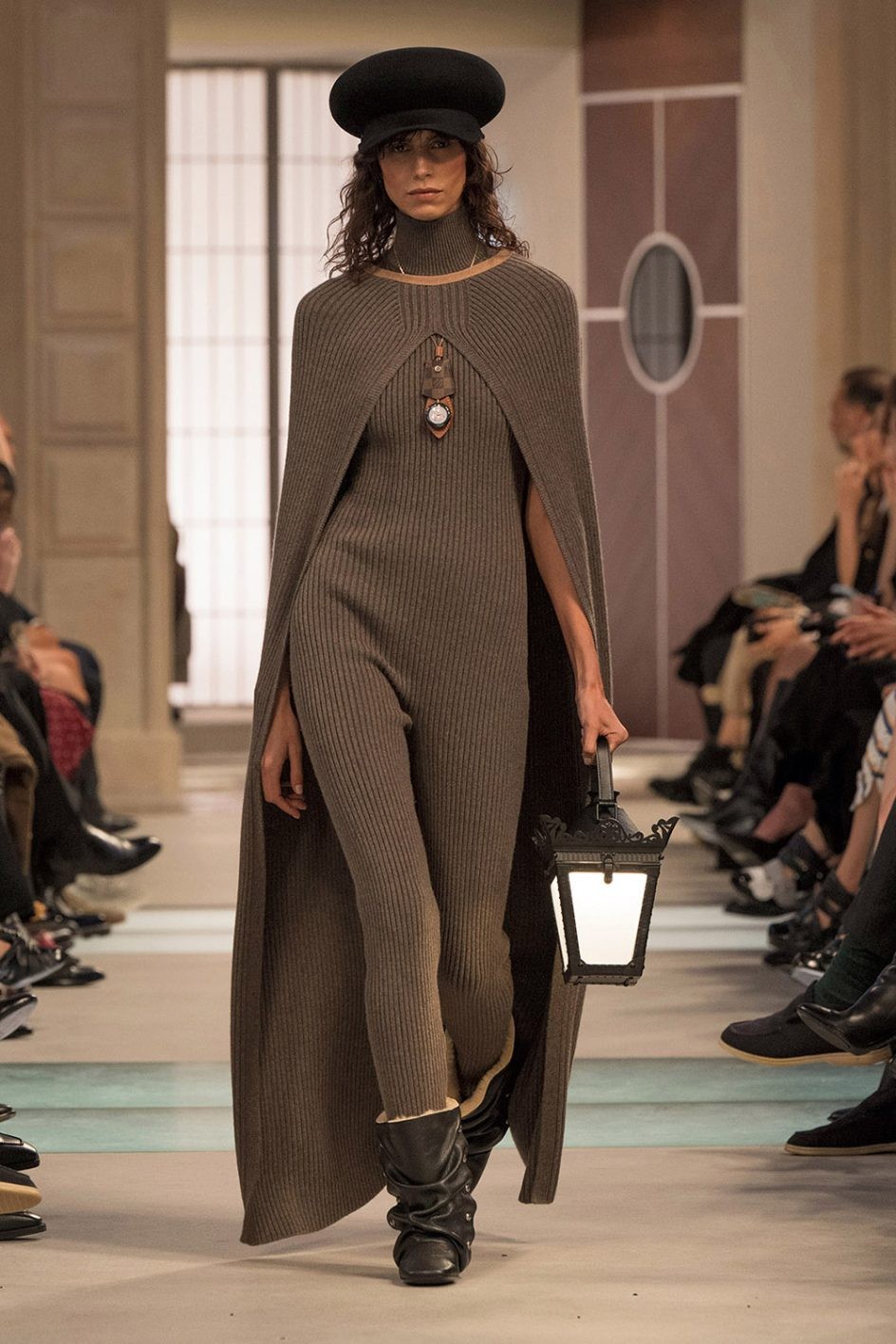 2025-26年秋冬コレクションレポート vol.2 Louis Vuitton - Slide:2