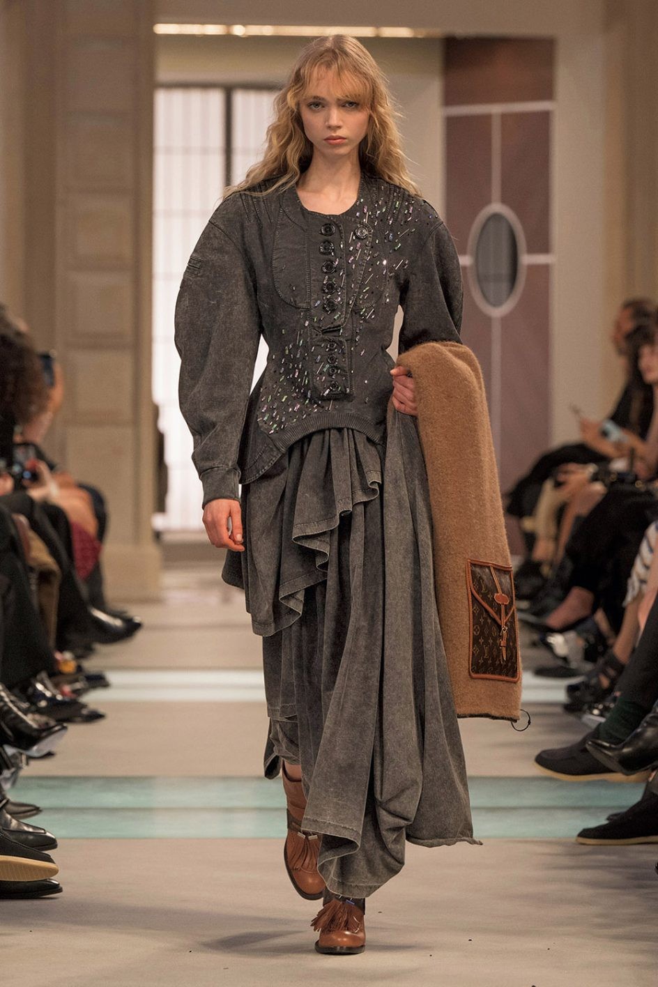 2025-26年秋冬コレクションレポート vol.2 Louis Vuitton - Slide:6